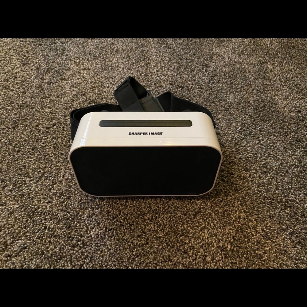 Virtual Reality headset. - Picture 1 of 4